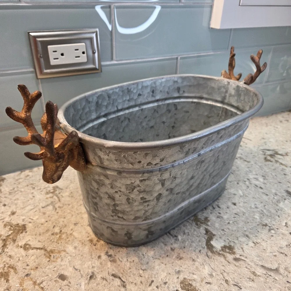 Unbranded rustic galvanized